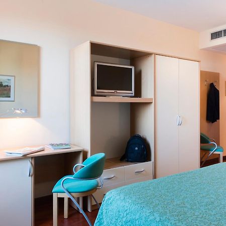 Hotel Torresi Potenza Picena Rum bild