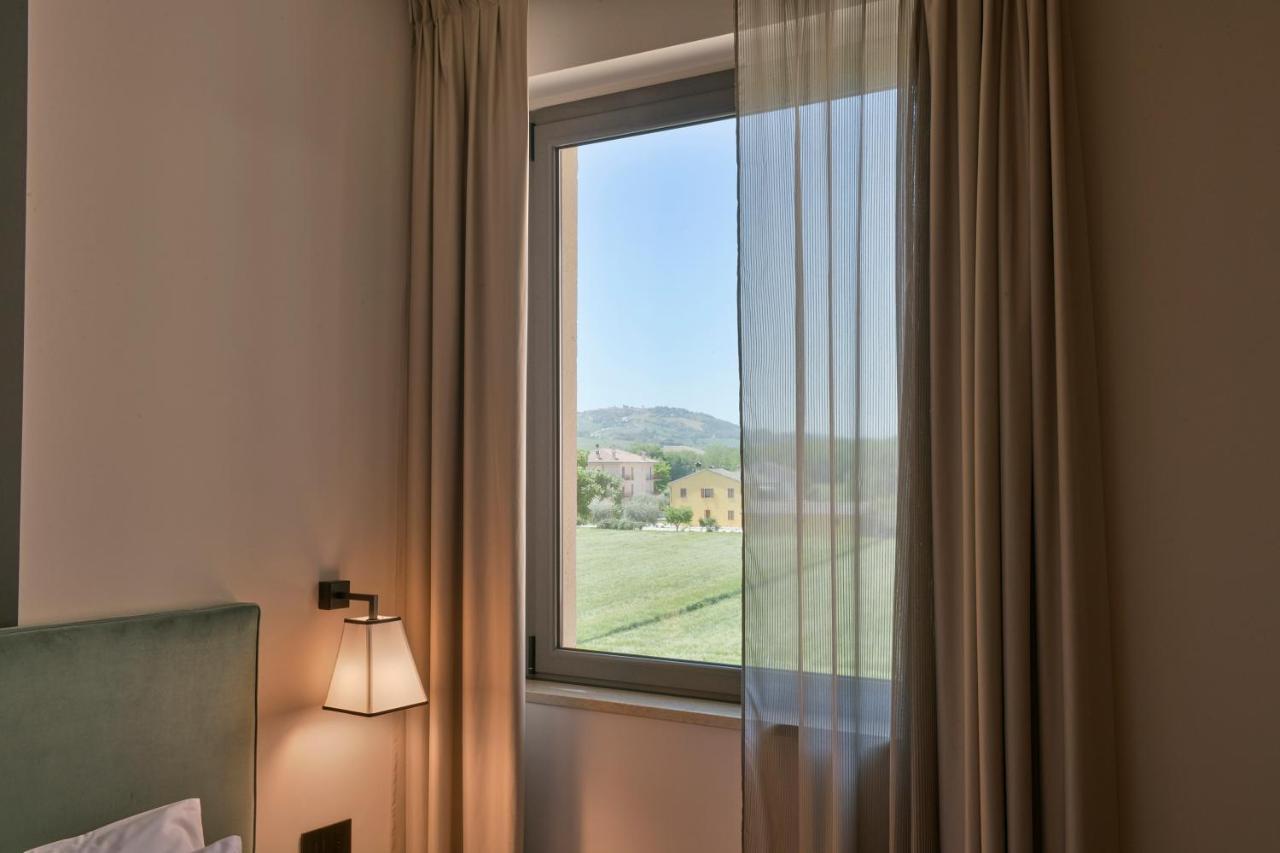 Hotel Torresi Potenza Picena Exteriör bild