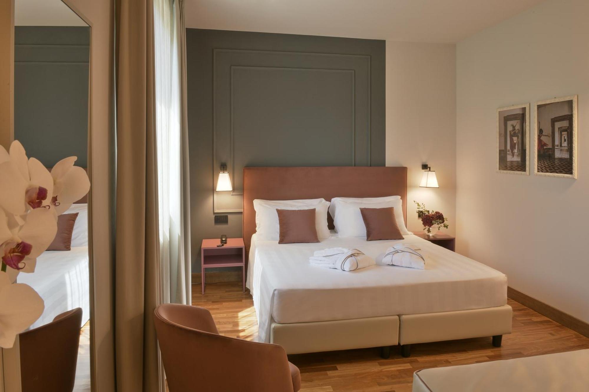 Hotel Torresi Potenza Picena Exteriör bild
