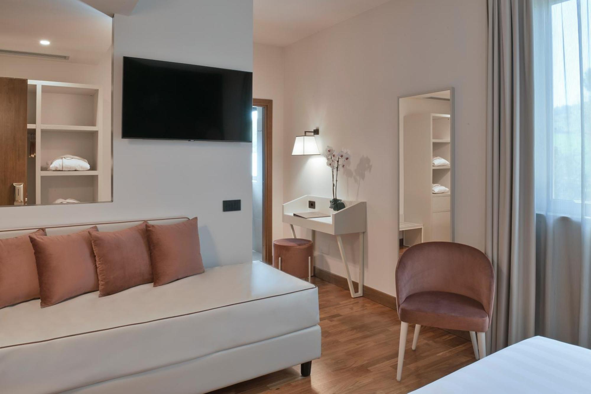 Hotel Torresi Potenza Picena Exteriör bild