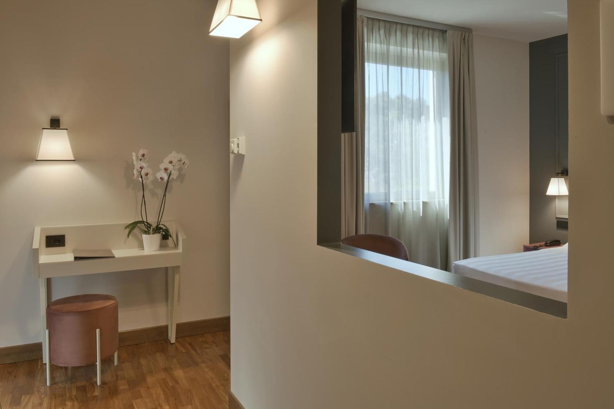 Hotel Torresi Potenza Picena Exteriör bild